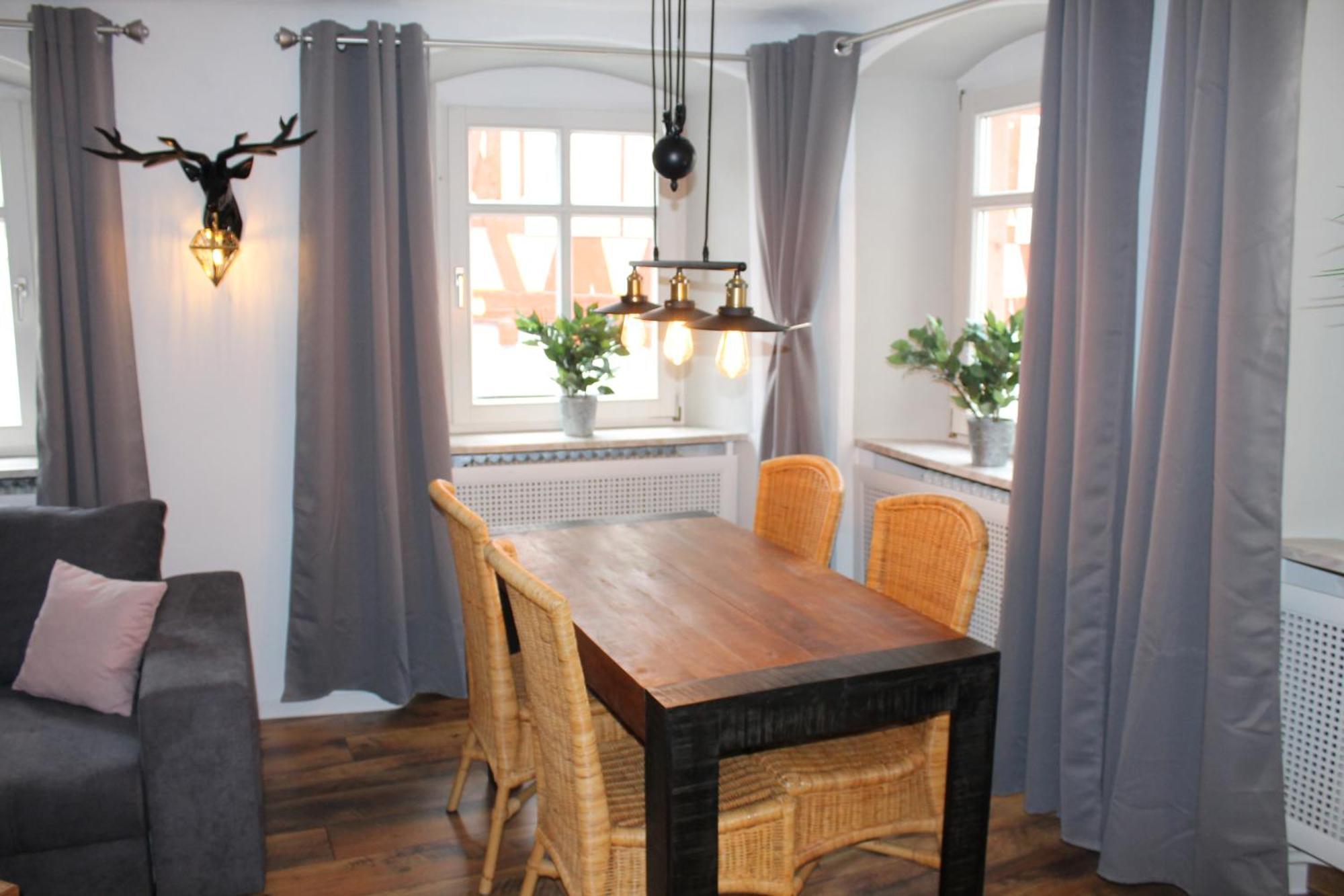Appartement Schlossberg, Gasthaus Hirsch Hirschhorn Esterno foto